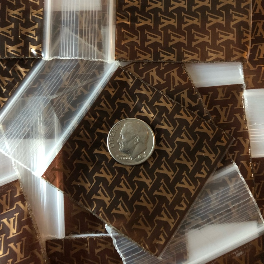 Louis Design Apple Brand 200 Baggies - Choose Size